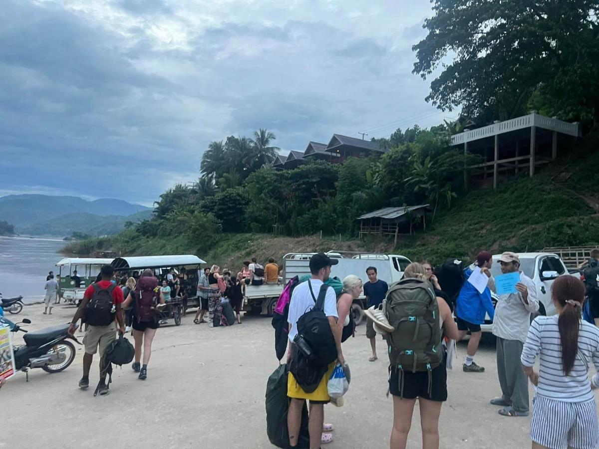 Pakbeng Guesthouse エクステリア 写真