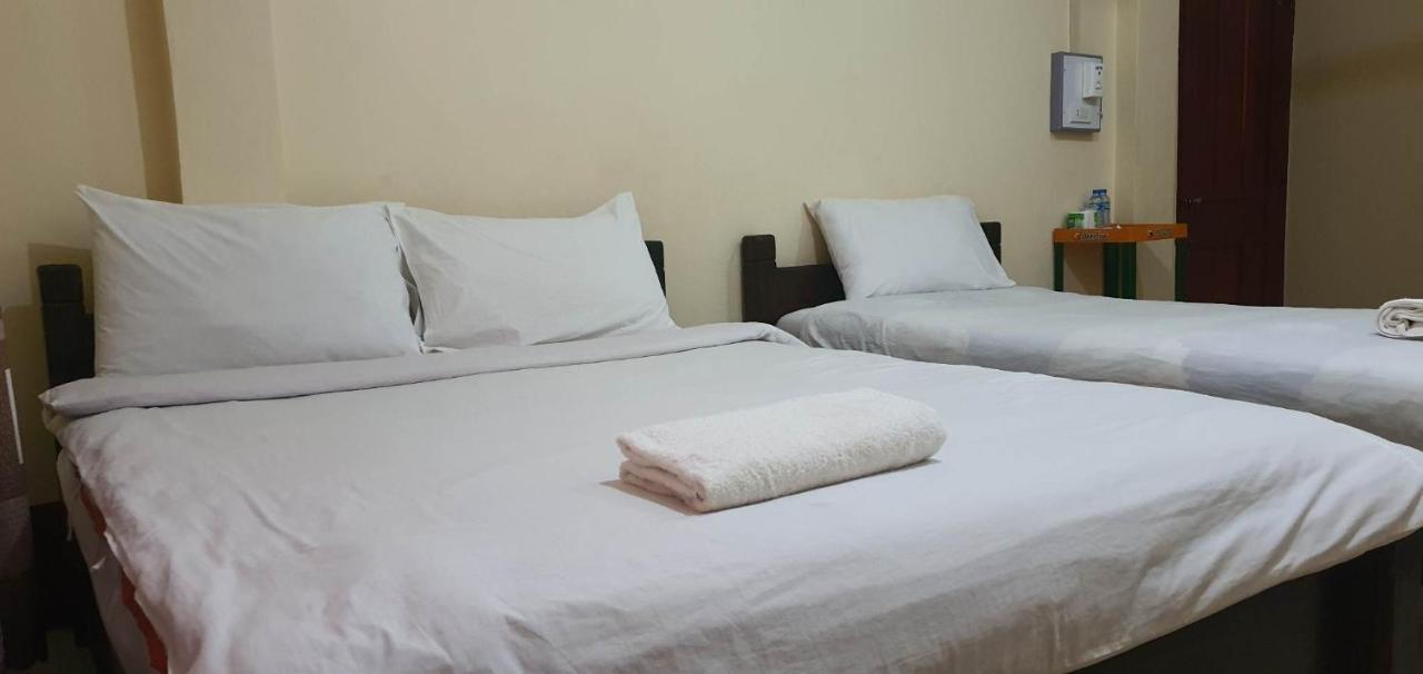 Pakbeng Guesthouse エクステリア 写真