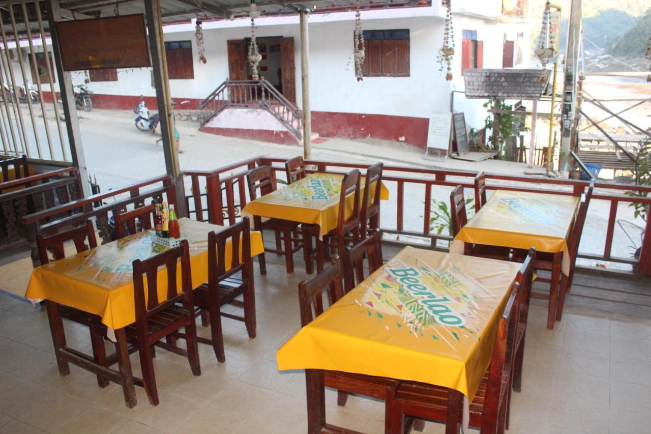 Pakbeng Guesthouse エクステリア 写真
