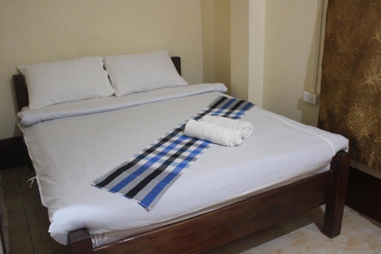 Pakbeng Guesthouse エクステリア 写真