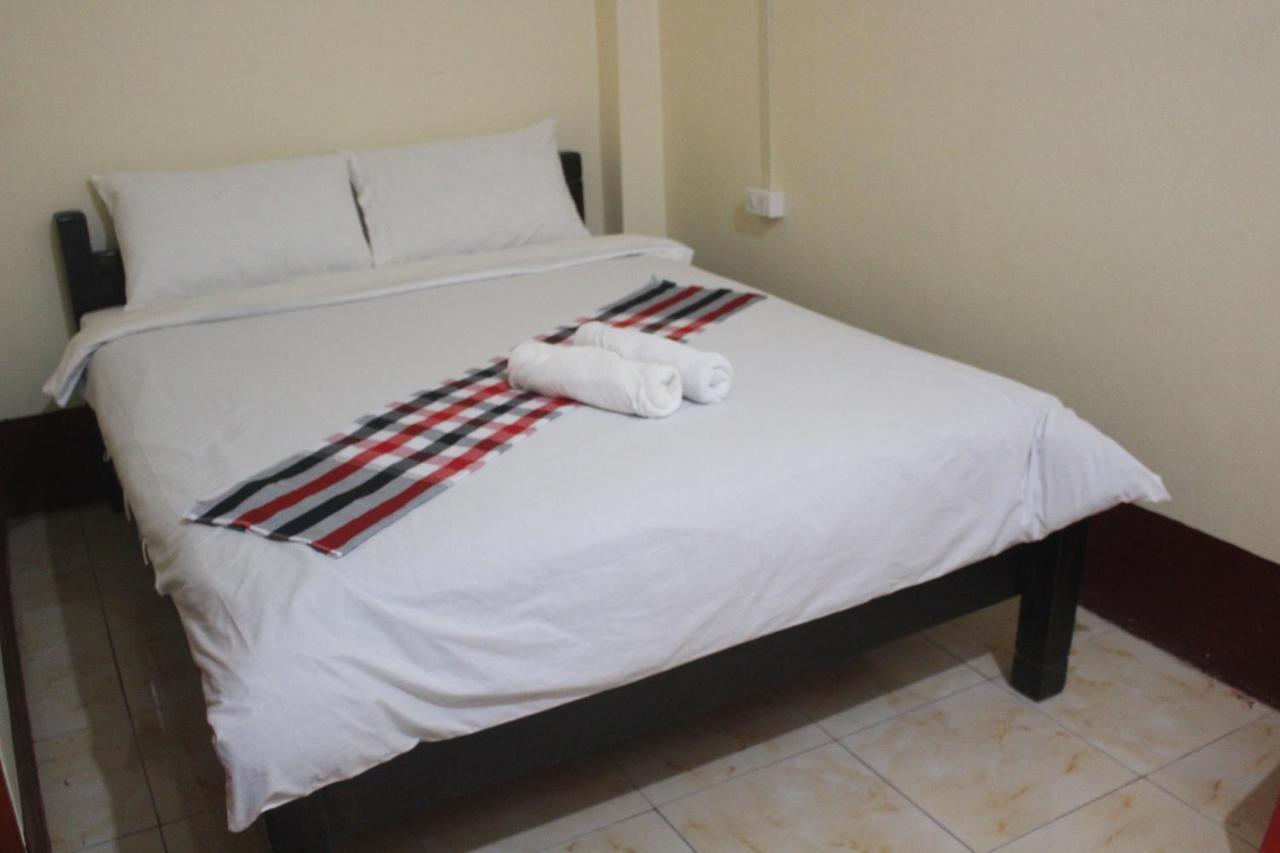 Pakbeng Guesthouse エクステリア 写真